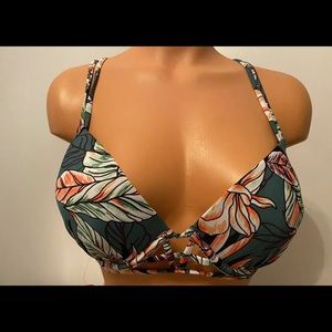 Xhilaration strappy push-up under wire bikini top. Tropical blue . Size XL